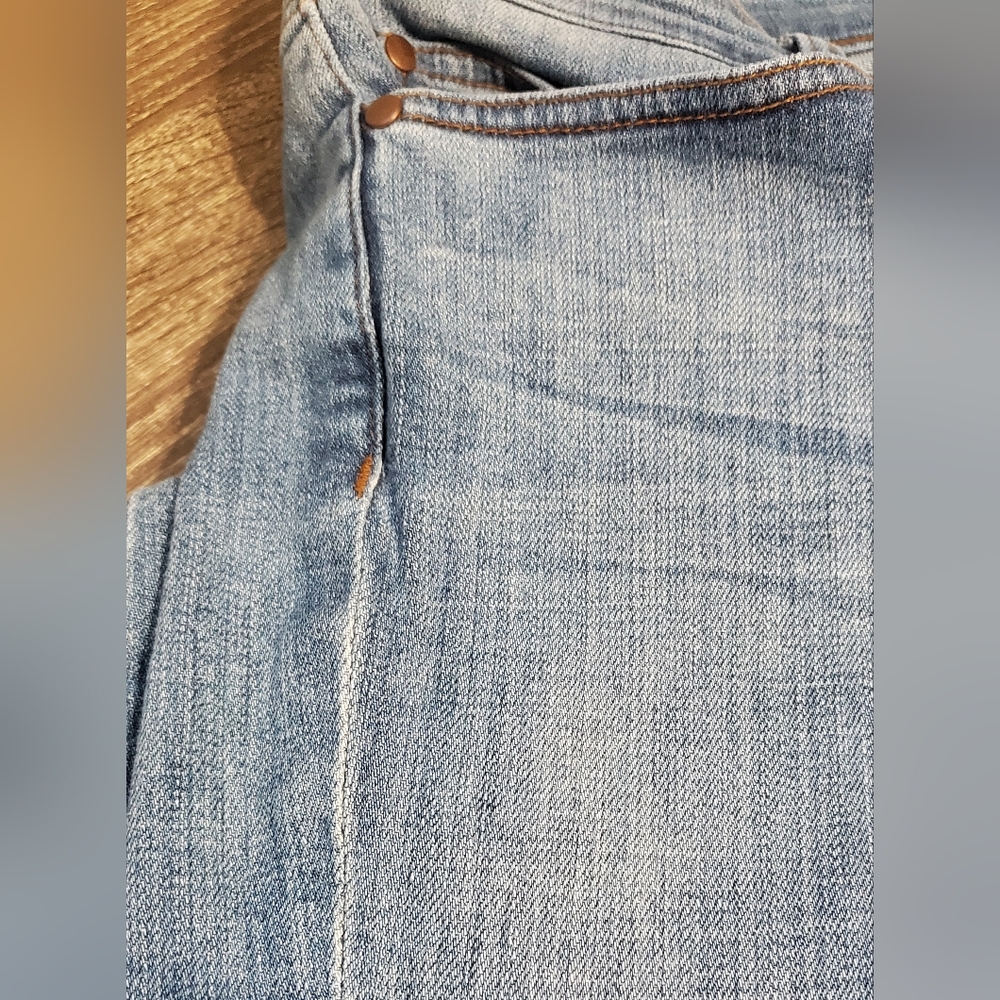 Eileen Fisher Women's Jeans Size 14 Light Wash Pre-owned - Picture 9 of 16
